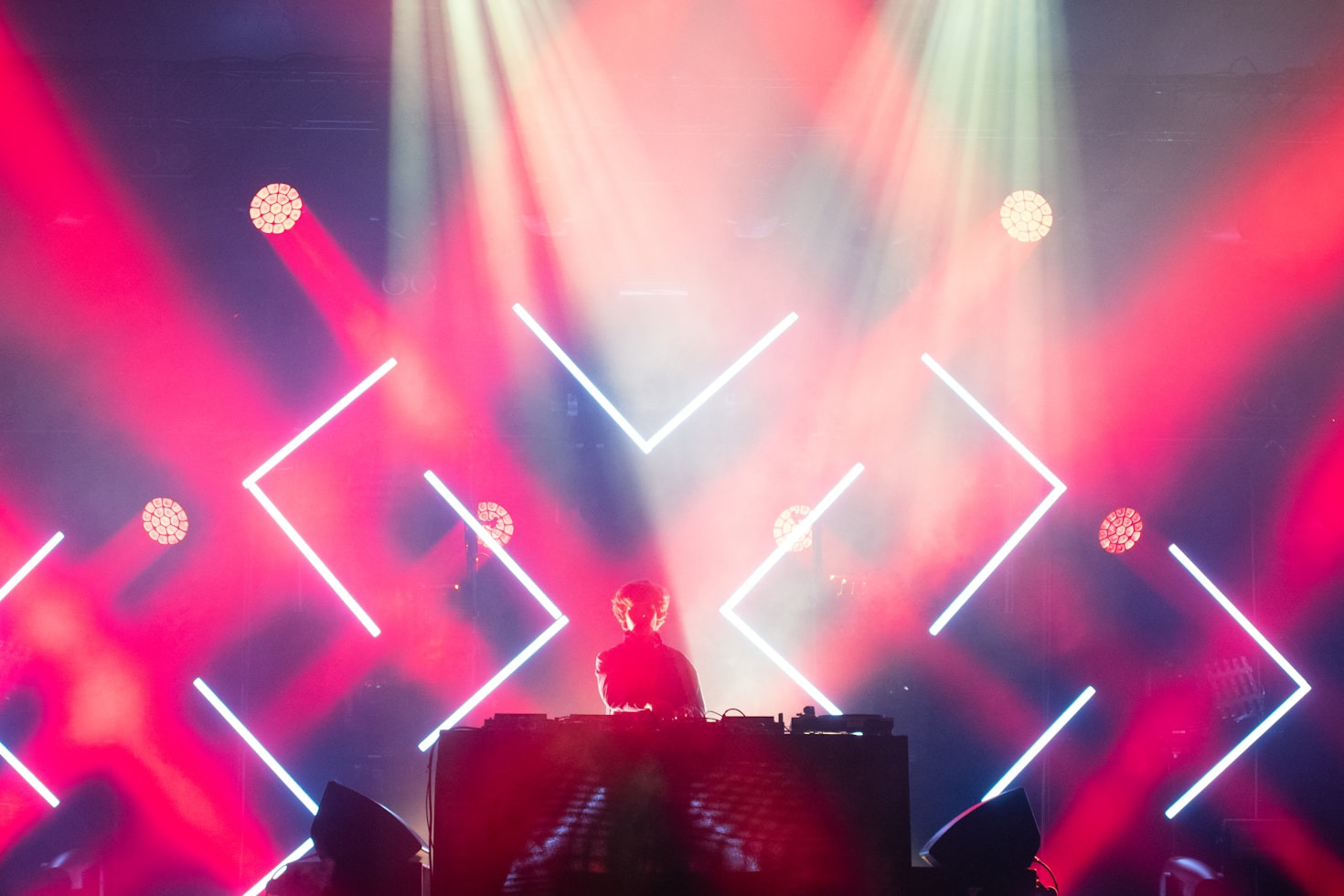 Tendências musicais para eventos com DJWK